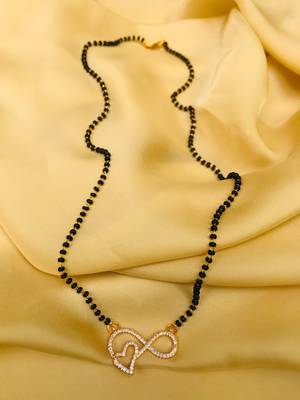 Gold mangalsutra 1
