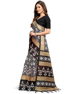 Grey printed silk blend saree with blouse 4