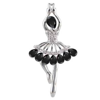 Black crystal brooch 1