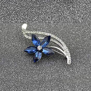 Blue crystal brooch 3