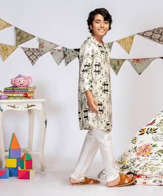 PS Kids by Payal Singhal Stone Printed Silk Kurta with Off white Cotton Silk Churidar 4