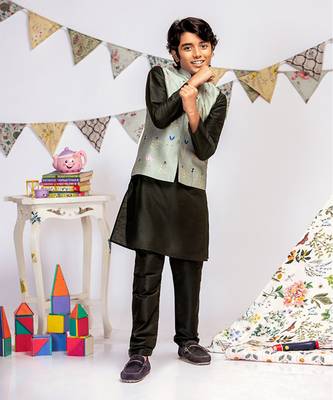 PS Kids by Payal Singhal Green Printed Silkmul Bandi with Black Cotton Silk Kurta and Black Cotton Silk Churidar 3