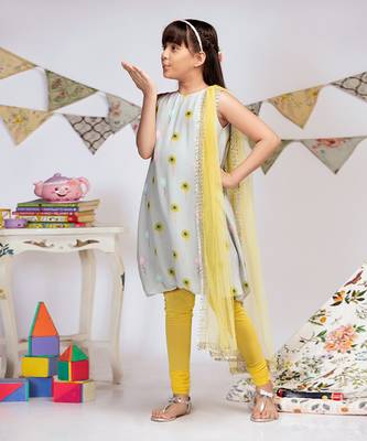 PS Kids by Payal Singhal Grey Printed Crepe Balloon Kurta with Yellow Soft Net Churidar and Net Dupatta 2