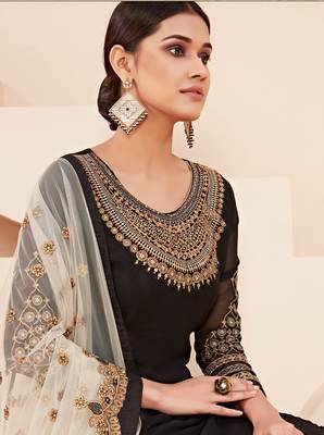 Black embroidered georgette salwar 3
