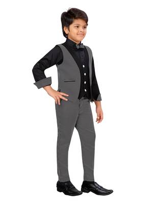 Black woven blended cotton boys-suit 4