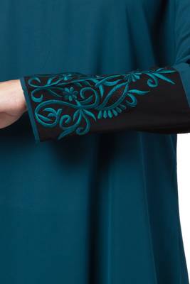 MRC A-Line Women Crepe Solid Abaya With Hijab 3