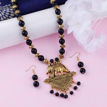 Traditional Designer Gold Oxidised Pendant Black Pearl mala set for Women girl 2