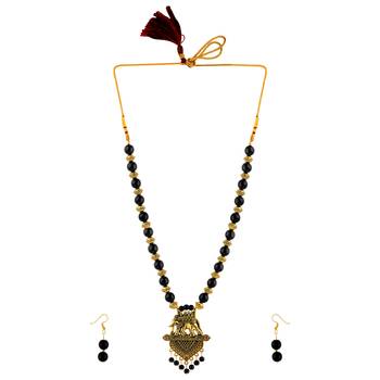 Traditional Designer Gold Oxidised Pendant Black Pearl mala set for Women girl 4