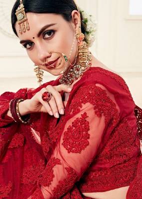 Red embroidered net semi stitched lehenga 3