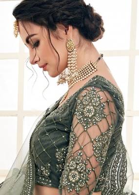 Green embroidered net semi stitched lehenga 3