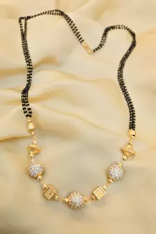 Gold mangalsutra