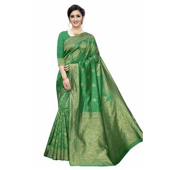Green woven jacquard saree with blouse 1
