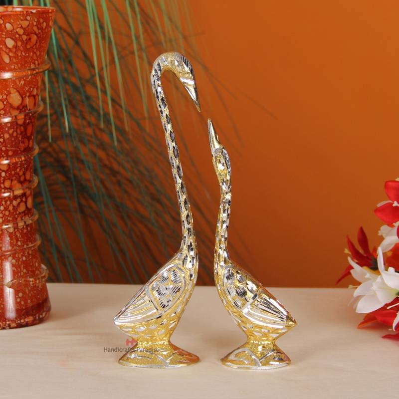 pair of kissing Swan and duck Home Decor Showpiece in white metal 25