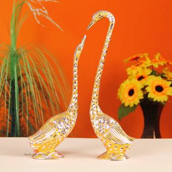 pair of kissing Swan and  duck Home Decor Showpiece in white metal - 14.25 inch ( Golden ) 1