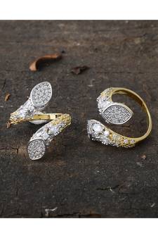 delicate stylish adjustable beautiful silver golden ring