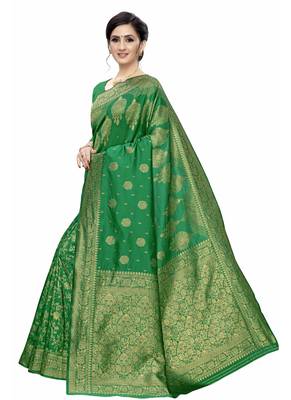 Green woven jacquard saree with blouse 2