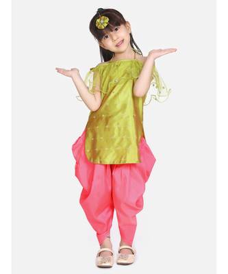 green Frilly Fusion kurti dhoti with matching Maang Tika 2