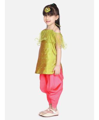 green Frilly Fusion kurti dhoti with matching Maang Tika 3