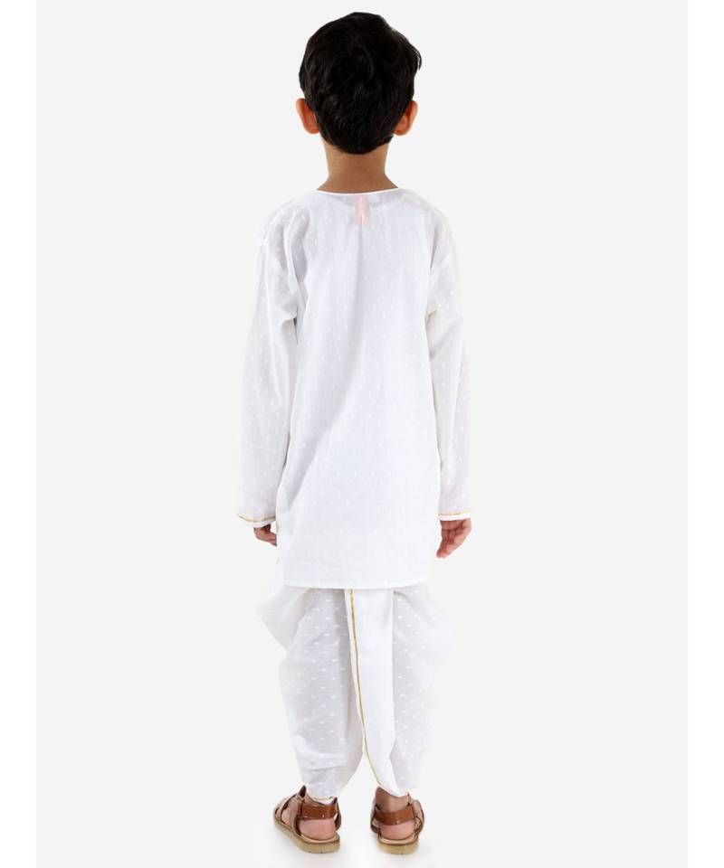 white AVEY  PURE COTTONJAQUARD  ROUND NECK KURTA DHOTI