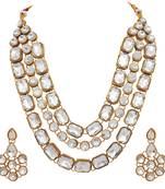 White pearl necklace-sets