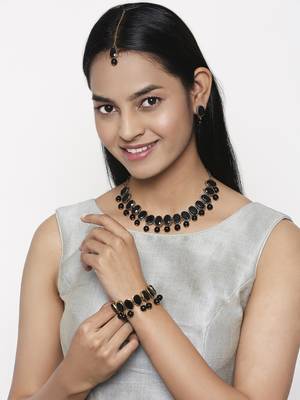 Black pearl necklace-sets 1