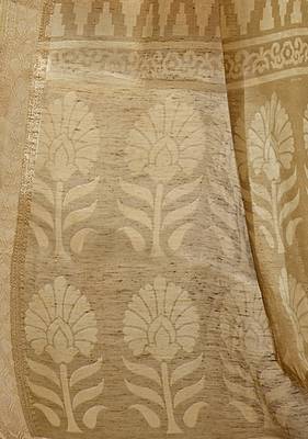 Cream printed cotton saree with blouse 3