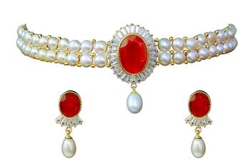 Red pearl chokers 2