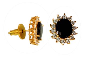 Black pearl chokers 3