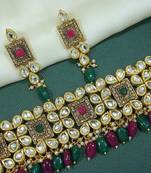 Traditional Gold Plated Kundan & Beads Choker Necklace Jewellery Set for Women