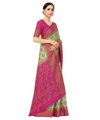 green hand woven art silk saree with blouse 2