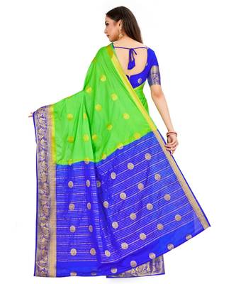 green hand woven crepe saree with blouse 3