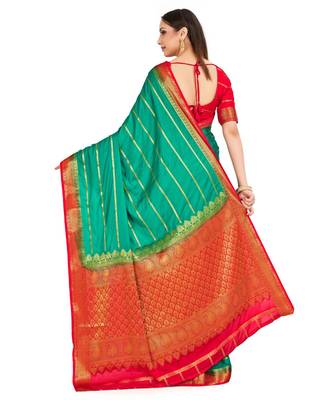 green hand woven crepe saree with blouse 3