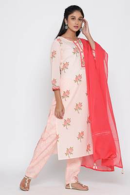 Women's Peach Cotton Cambric Floral Print Straight Kurta Pant & Dupatta Set 1