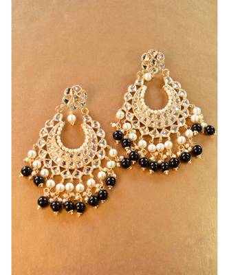 Youthful Kundan Chandbali with dark green pearl 2