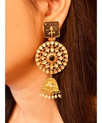 Exquisite Party Wear Golden Kundan Earring 3