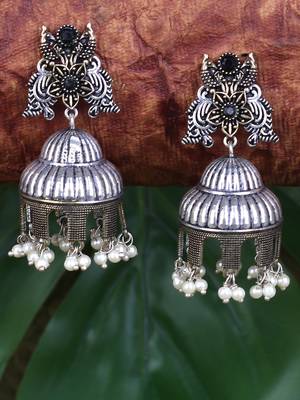 Silver necklaces 1