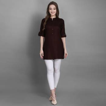 Women's Maroon Solid Top with Roll-up Sleeve 2