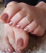 White toe-rings