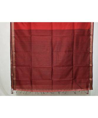 RED  woven cotton silk saree with blouse 2