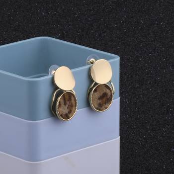 Amzaing Gold Plated Party Wear Studs Star Earring For Women Girl 2