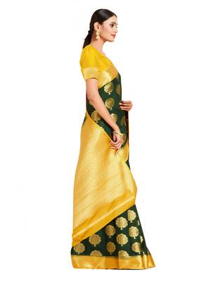 green hand woven crepe saree with blouse 2