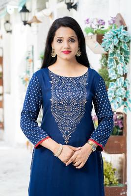 Addiction Navy Rayon Printed Kurta Paired With Beautifully Printed Flared Skirt 3
