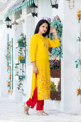 Addiction Yellow Rayon Glitter Printed Straight Kurta Paired With Solid Red Pant 4