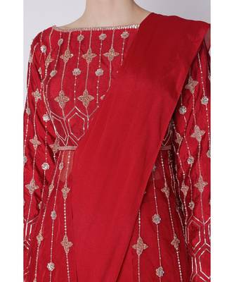red jacket saree 2