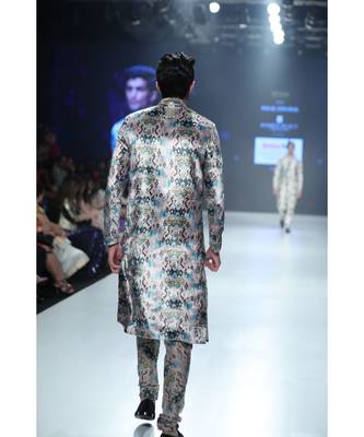 Azam Pink Printed Velvet Sherwani with Silkmul Churidar 2