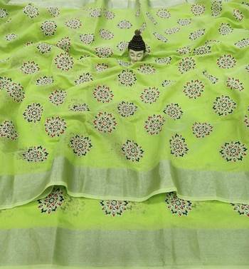 Green woven linen saree with blouse 1