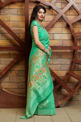 Green woven banarasi silk saree with blouse 4