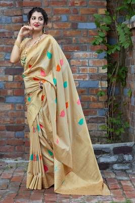 Beige woven banarasi silk saree with blouse 2