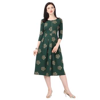Green printed crepe short-kurtis 1