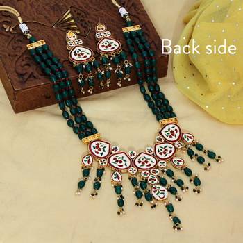Green necklace-sets 2